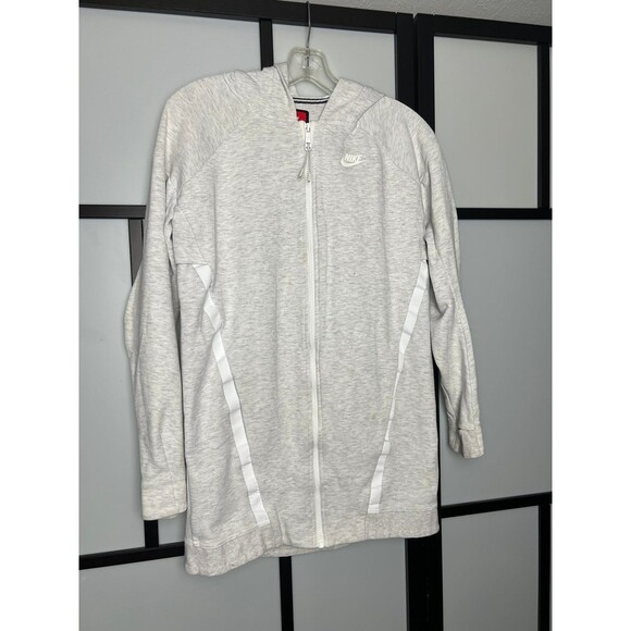 Nike Women’s Tech Fleece Cocoon Long-Sleeve Full-zip Hoodie. Size XSmall - Picture 3 of 12